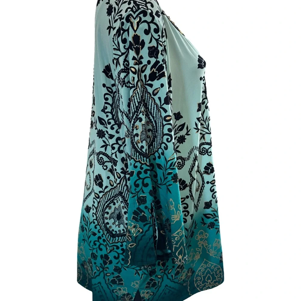JM Collection Black and Mint Floral Top - Picture 5 of 7